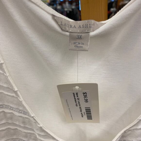New 3X Laura Ashley white sleeveless top - Picture 2 of 6